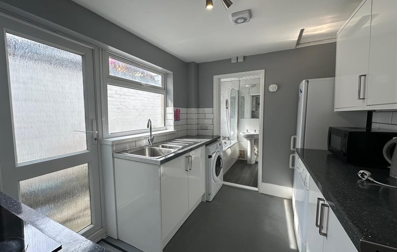 Oxford Road, Southsea, Portsmouth - Image 1